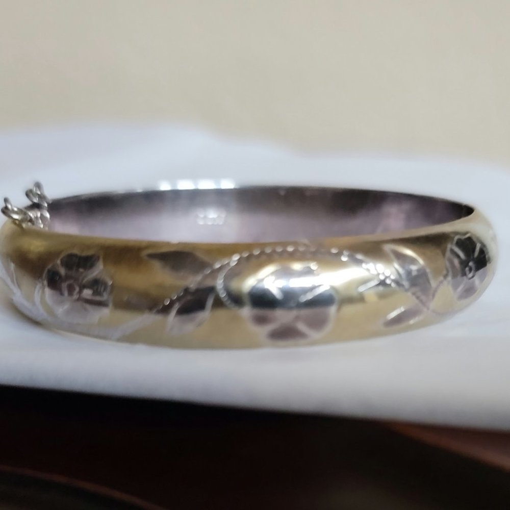 6 Inch .925CI Two Tone Floral Bracelet